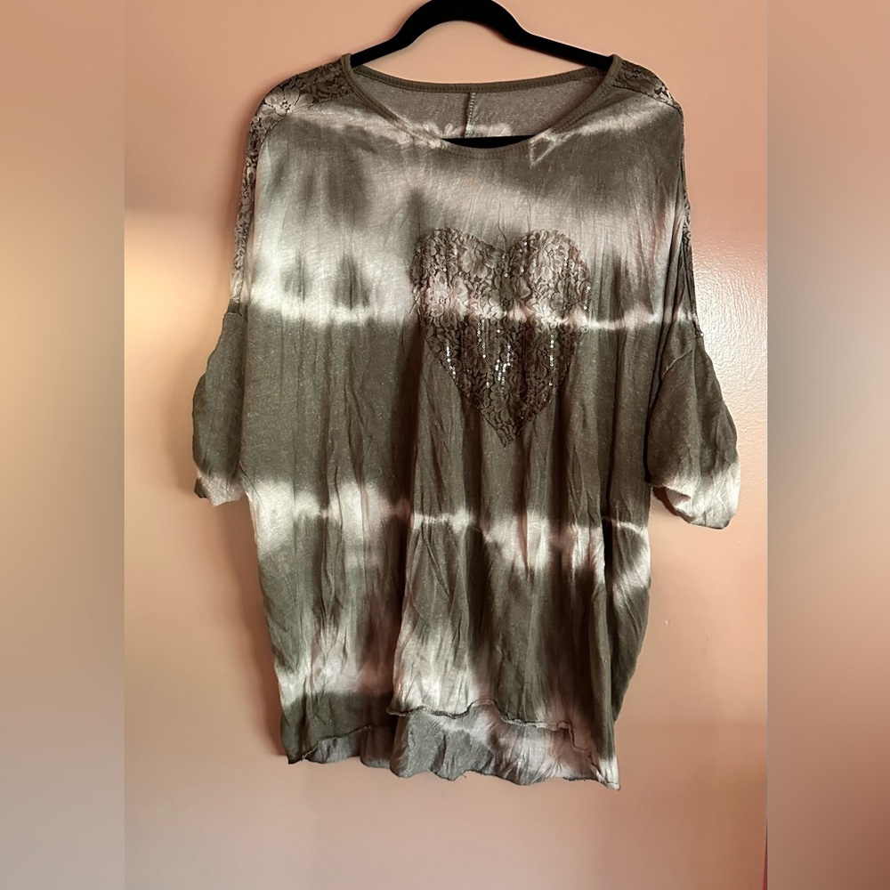 Cute top with sequence made in Italy